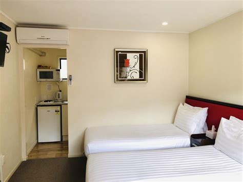 tudor court motor lodge auckland